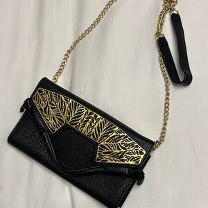 Chic Black and Gold Crossbody Bag